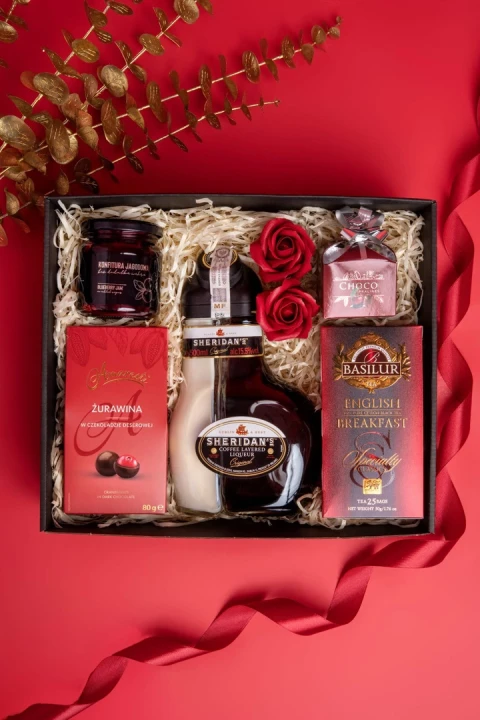 Zestaw prezentowy premium Sheridan’s Delight, zestaw w podziękowaniu, dla lekarza, zestaw bez alkoholu, elegancki zestaw prezentowy dla kobiety, kawa davidoff, prezent dla mamy, prezent urodzinowy, zestaw dla nauczycielki, premium prezent