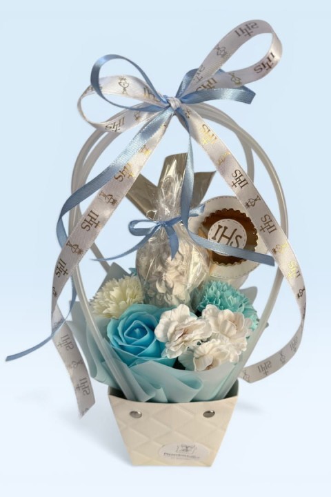 komunijny zestaw premium, słodki bukiet na komunię, box komunijny, prezent komunia dla dziewczynki, prezent komunia dla chłopca, box prezentowy, bukiet komunia, box komunia