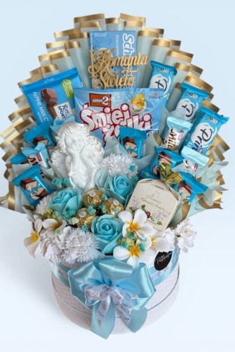 komunijny zestaw premium, słodki bukiet na komunię, box komunijny, prezent komunia dla dziewczynki, prezent komunia dla chłopca, box prezentowy, bukiet komunia, box komunia