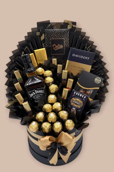 Black &amp; Gold Reserve, zestaw dla mężczyzny, elegancki prezent dla szefa, prestiżowy upominek, elegancki prezent z whisky