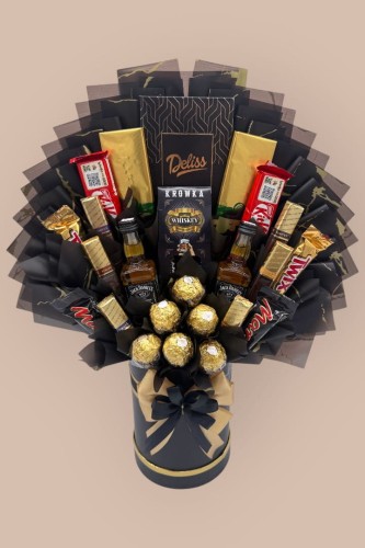 Złoty Start – Ekskluzywny Box na 18. Urodziny z Jack Daniel’s, zestaw urodzinowy, box na 18 urodziny, słodki bukiet, box z whisky i słodyczami na 18 urodziny