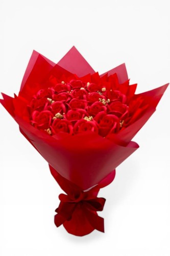 Bukiet Mydlany czerwień– elegancki prezent, który zachwyca i pozostaje na długo