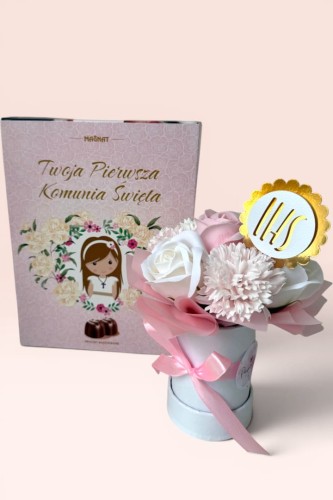 Różany Duet Komunijny – Zestaw z Bombonierką Magnat i Flowerboxem
