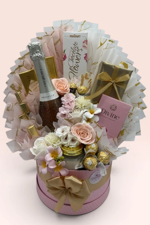 Prestige Pink Prosecco – Luksusowy Flower Box z Prosecco i Słodyczami Premium