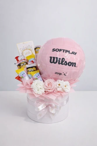 Różowa Siatkówka – Komunijny Flower Box z Piłką Wilson Softplay i Słodyczami