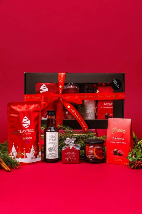 świąteczny zestaw prezentowy  w kartoniku, czerwona elegancja